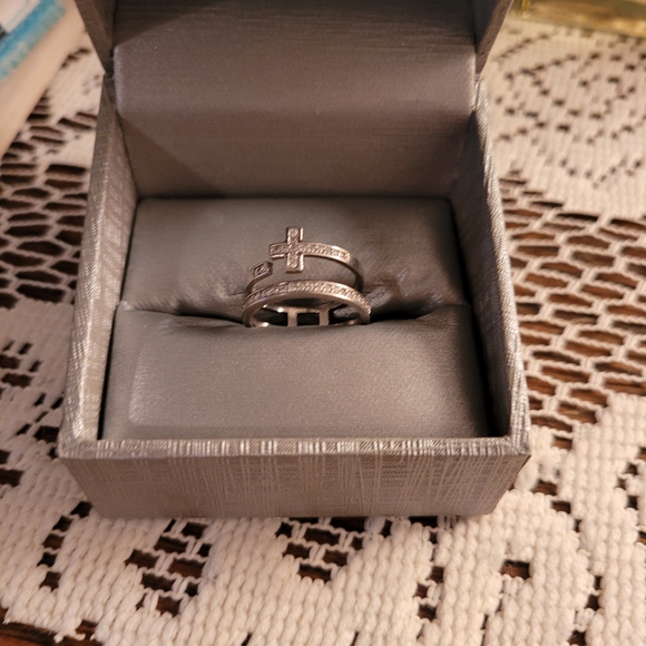 Three Rings - Picture 2 of 4